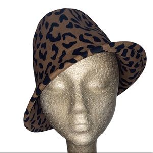 Chico’s Asymmetrical Leopard print Wool Fedora Hat